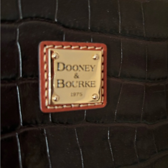 Dooney & Bourke Oakdale Flynn Shoulder Tote - Picture 6 of 6